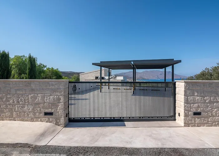 Villas Phos And Kallos